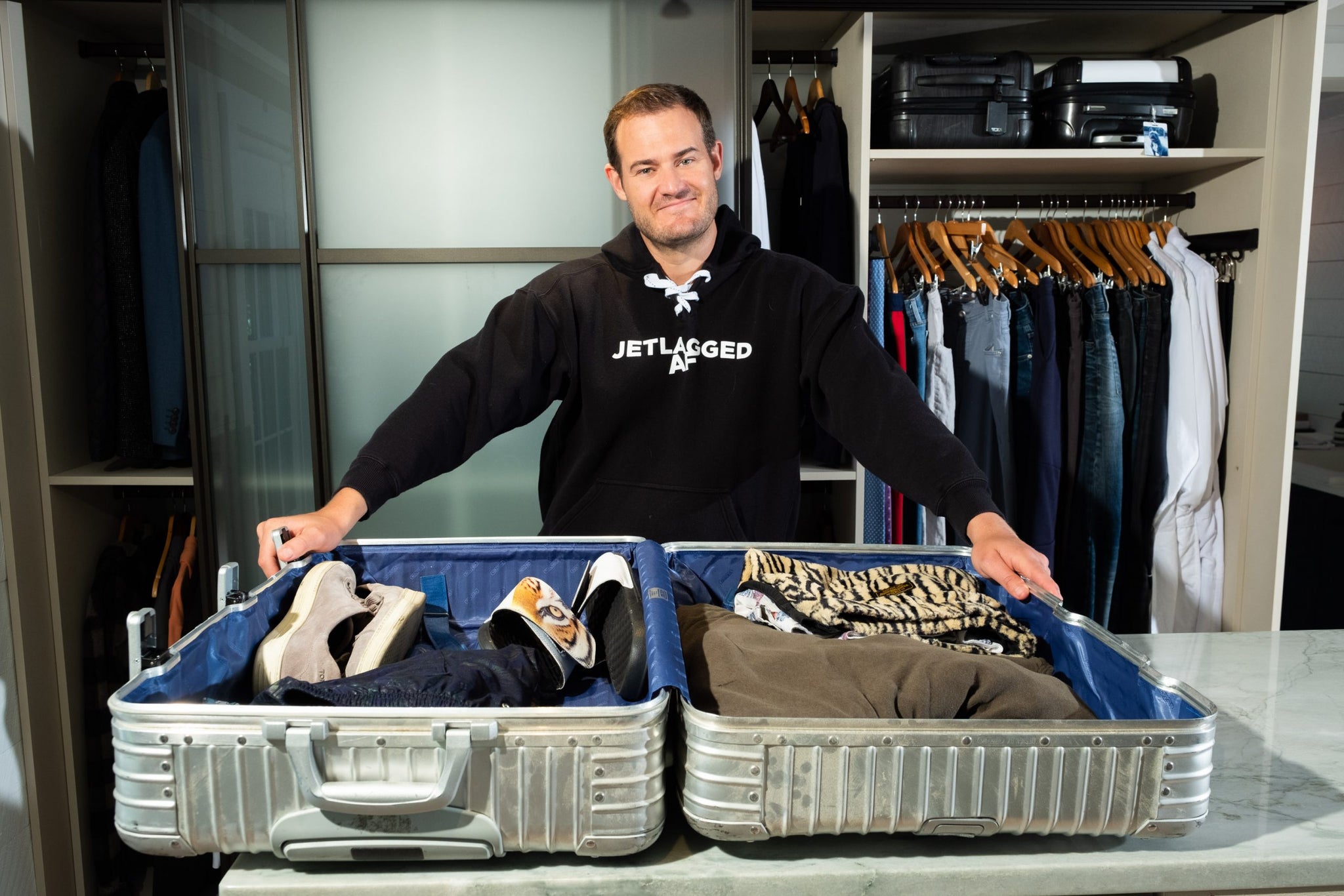 Flash sweeps Win a set of Rimowa luggage (and a million United miles