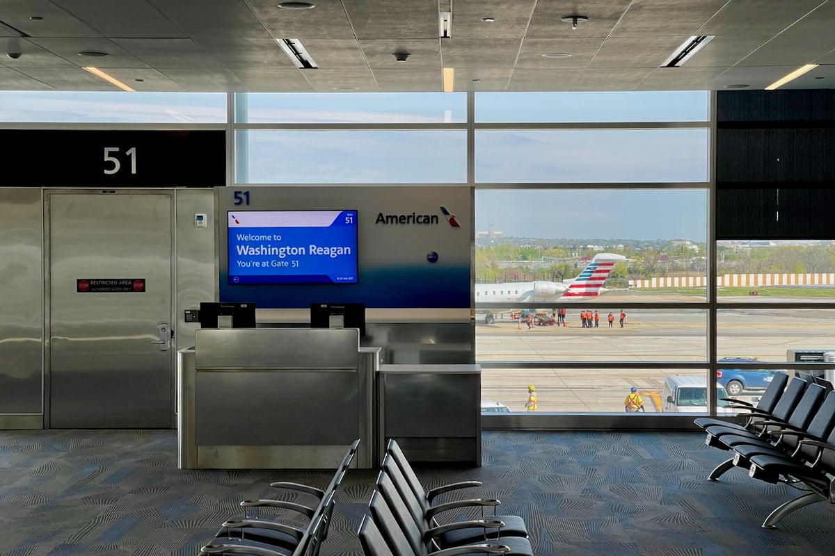 First look: New concourse at Washington D.C.'s Reagan National airport ...