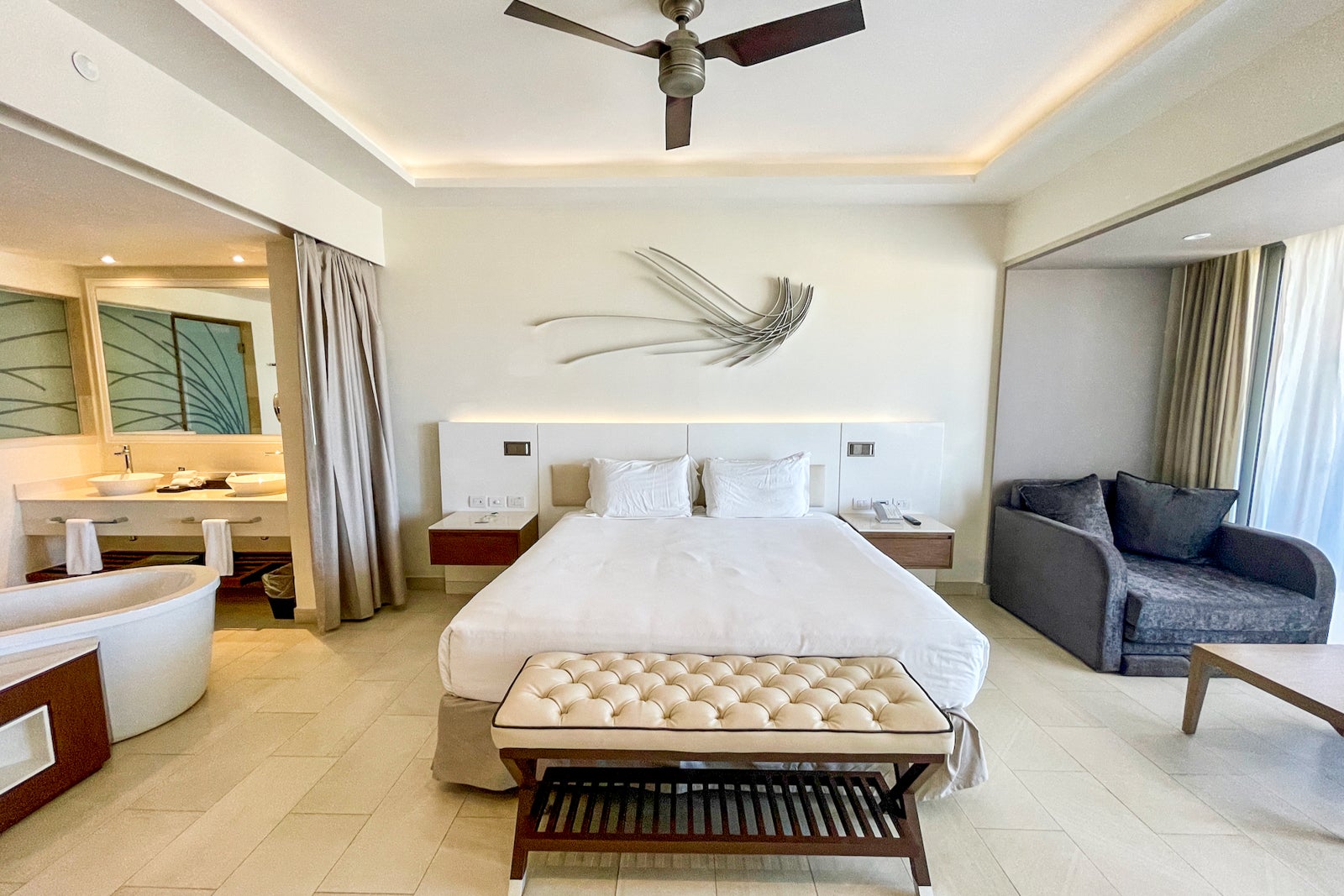 Jamaican allinclusive resort escape; we compared 3 Hilton, Hyatt and