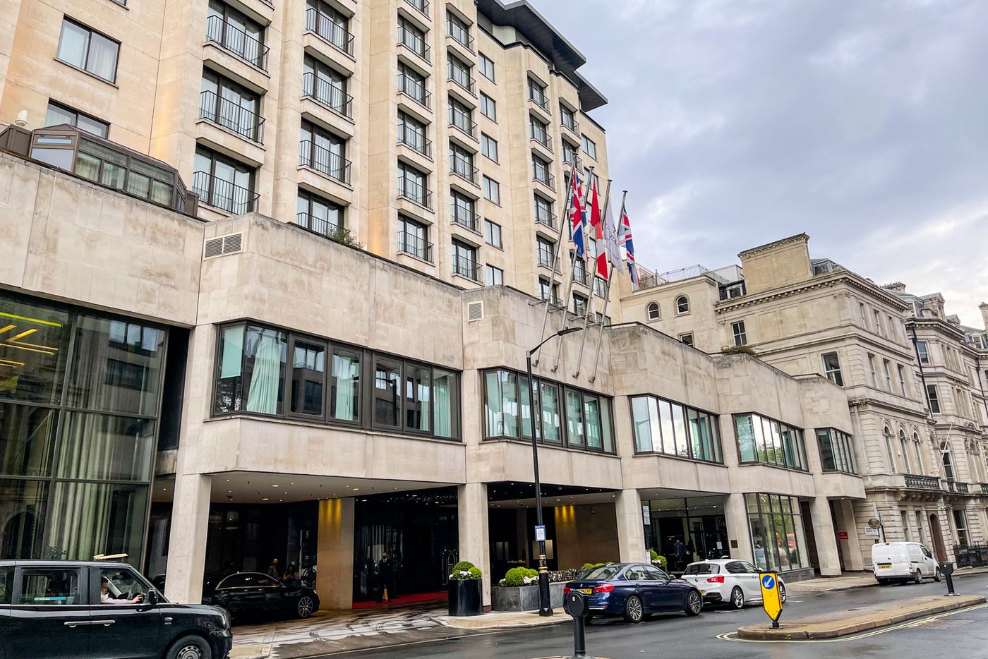 Travel has returned to London What it was like to stay at the Four Seasons at Park Lane on post