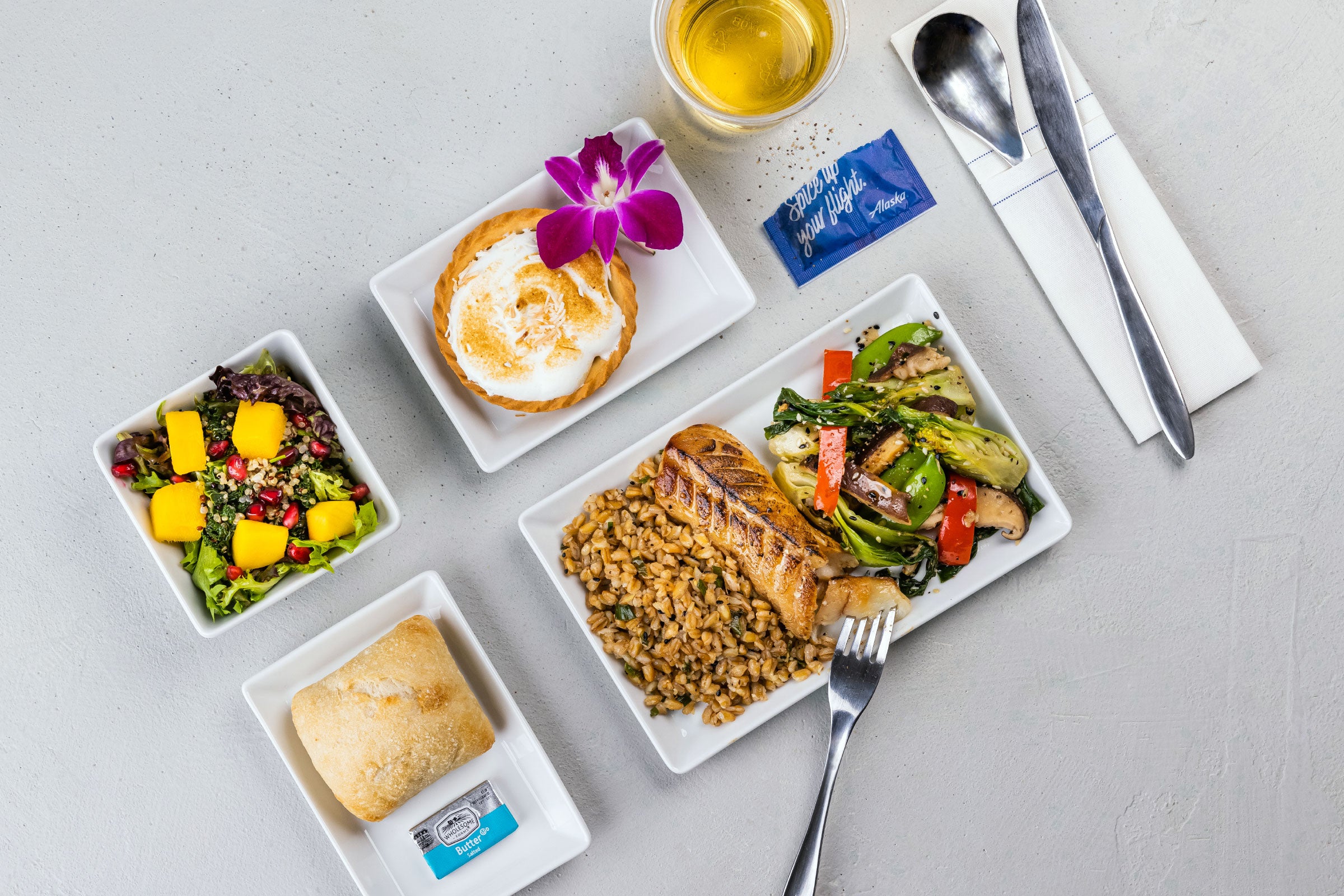 Alaska Airlines Expands Food And Beverage Offering For All Passengers 