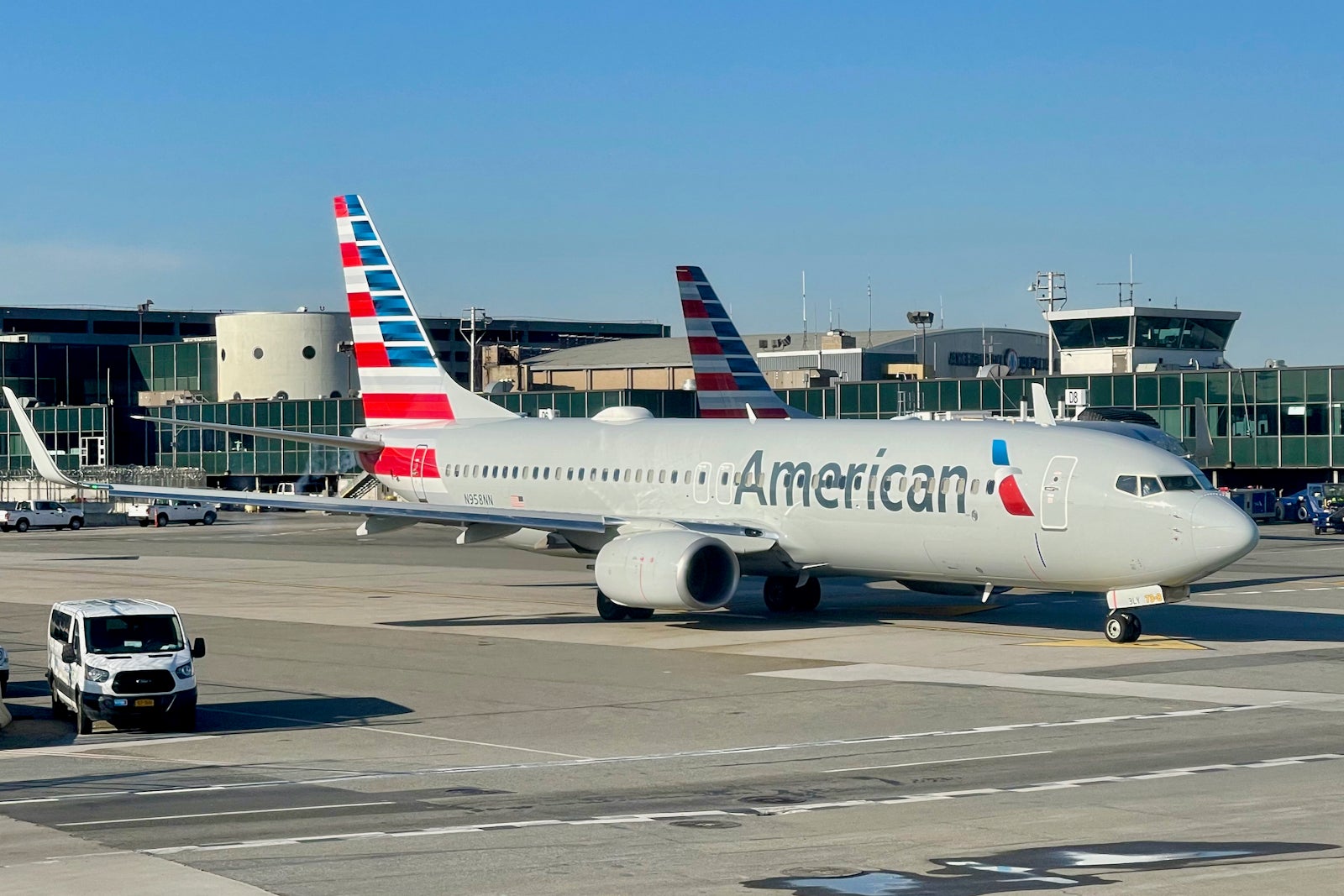 American Airlines debuts vaccine passport feature within mobile app ...