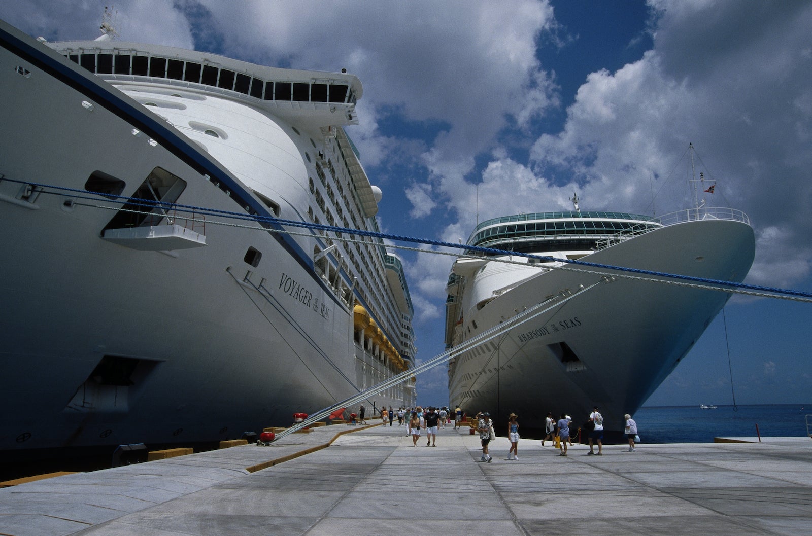 cruise ship tendered vs docked