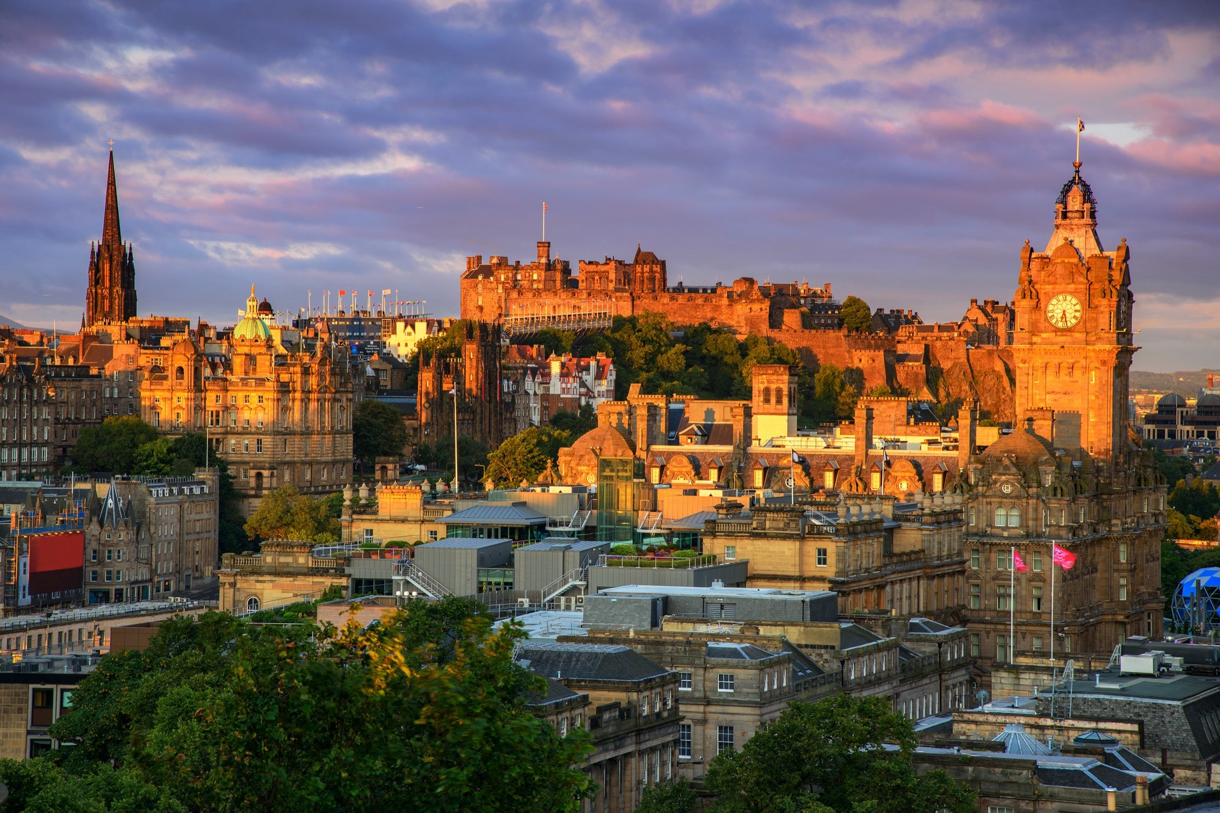 Round-trip fares from US cities to Edinburgh from $500 - The Points Guy
