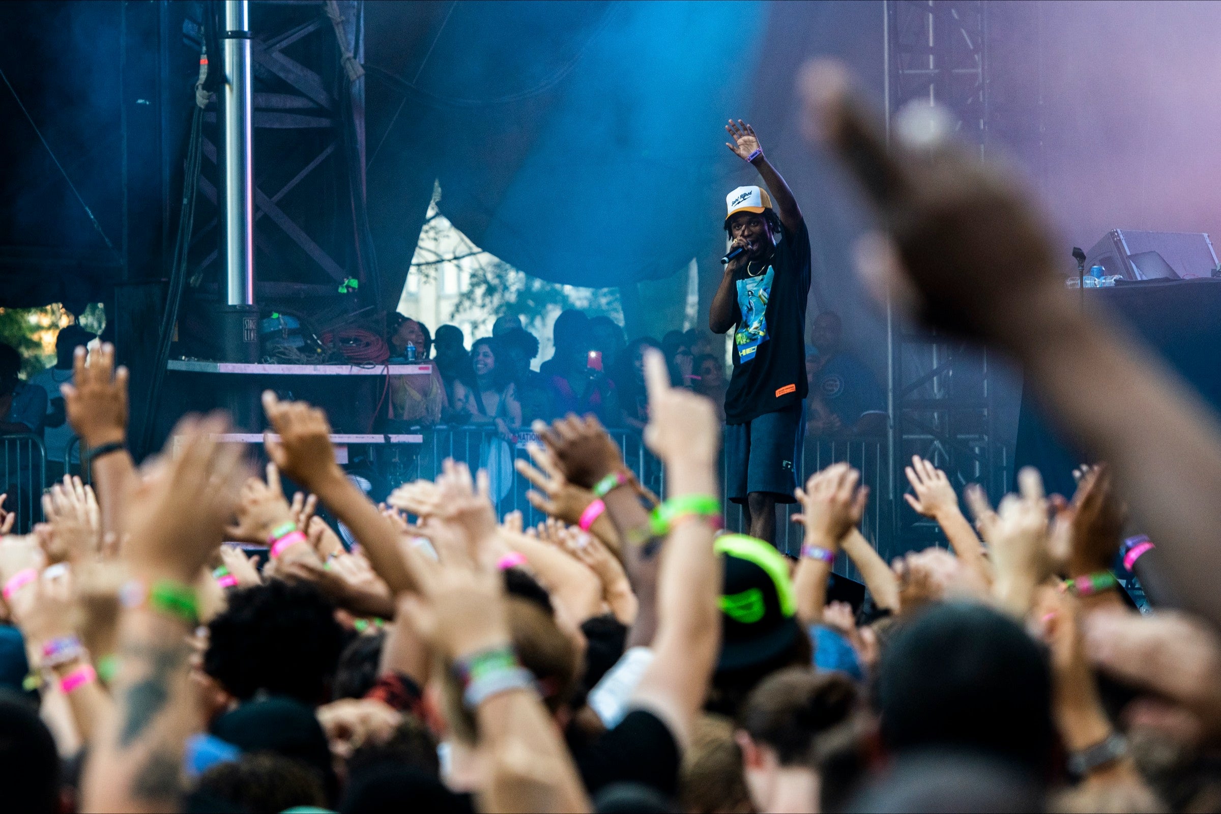 Saba performing at Lollapalooza Chicago in 2019