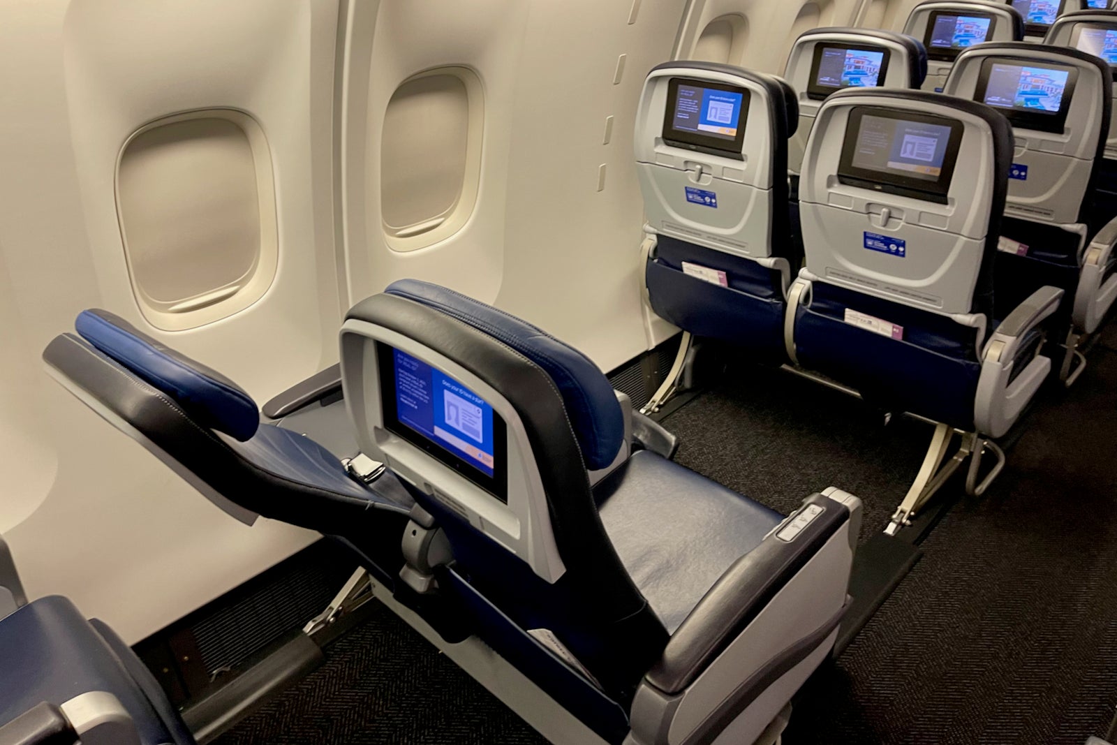 How To Snag The 4 Best Coach Seats In United Airlines’ Fleet