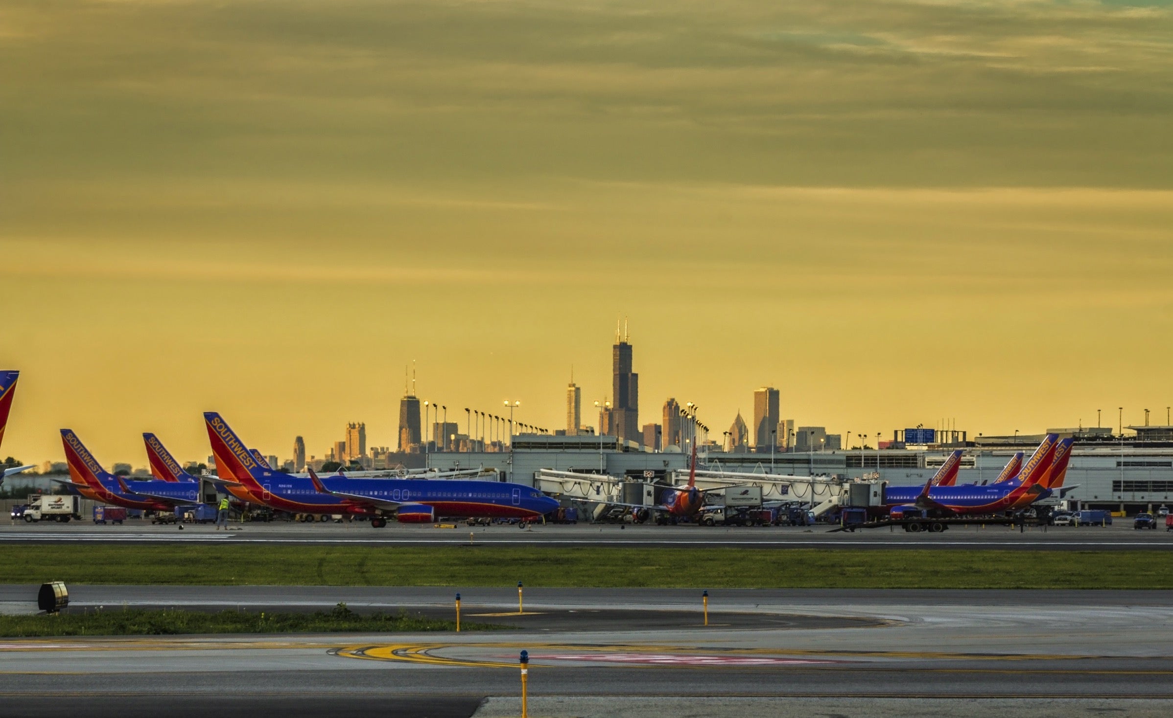 Chicago skyline behind Midway airport