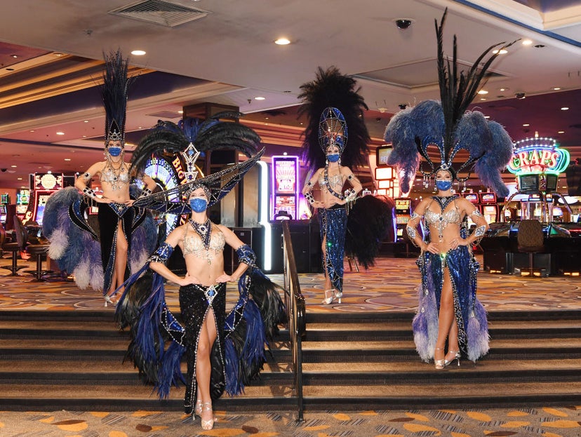 Las Vegas fully reopens following crowded Memorial Day weekend The