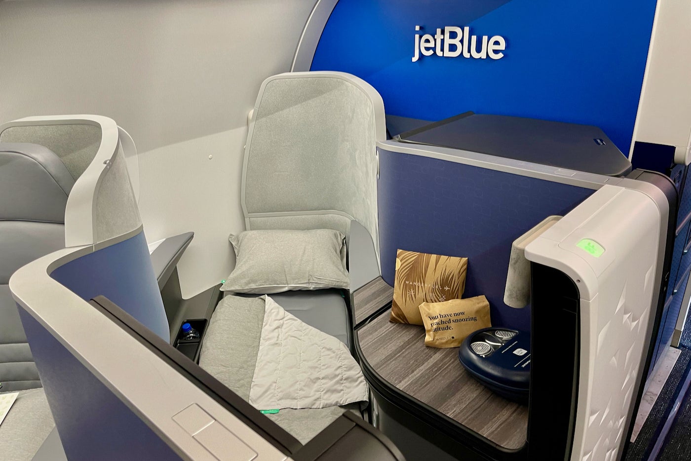 Review: JetBlue's brand-new Mint business-class suite