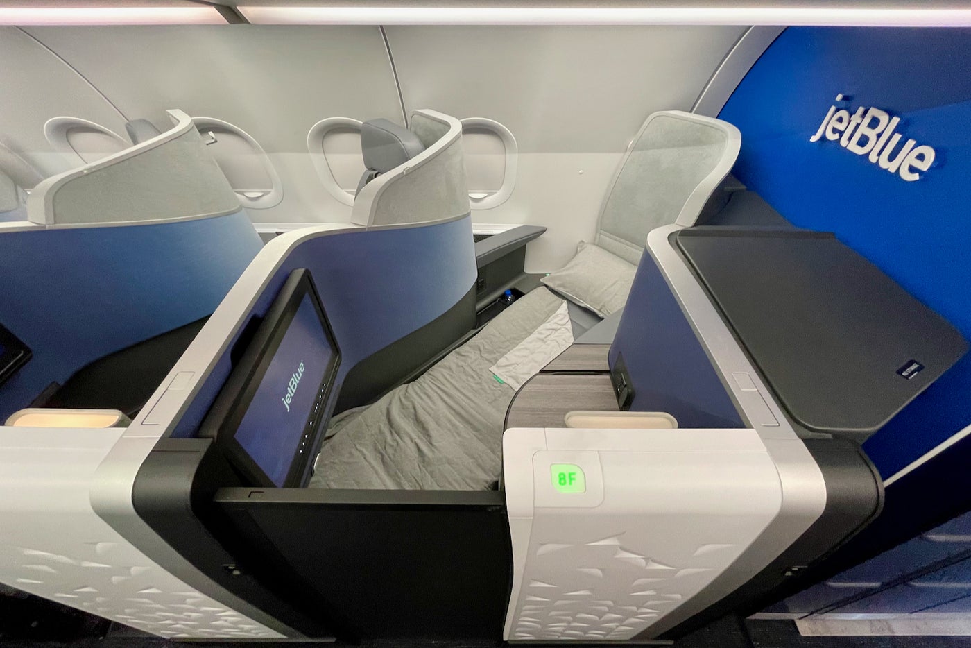 Review JetBlue's brandnew Mint businessclass suite