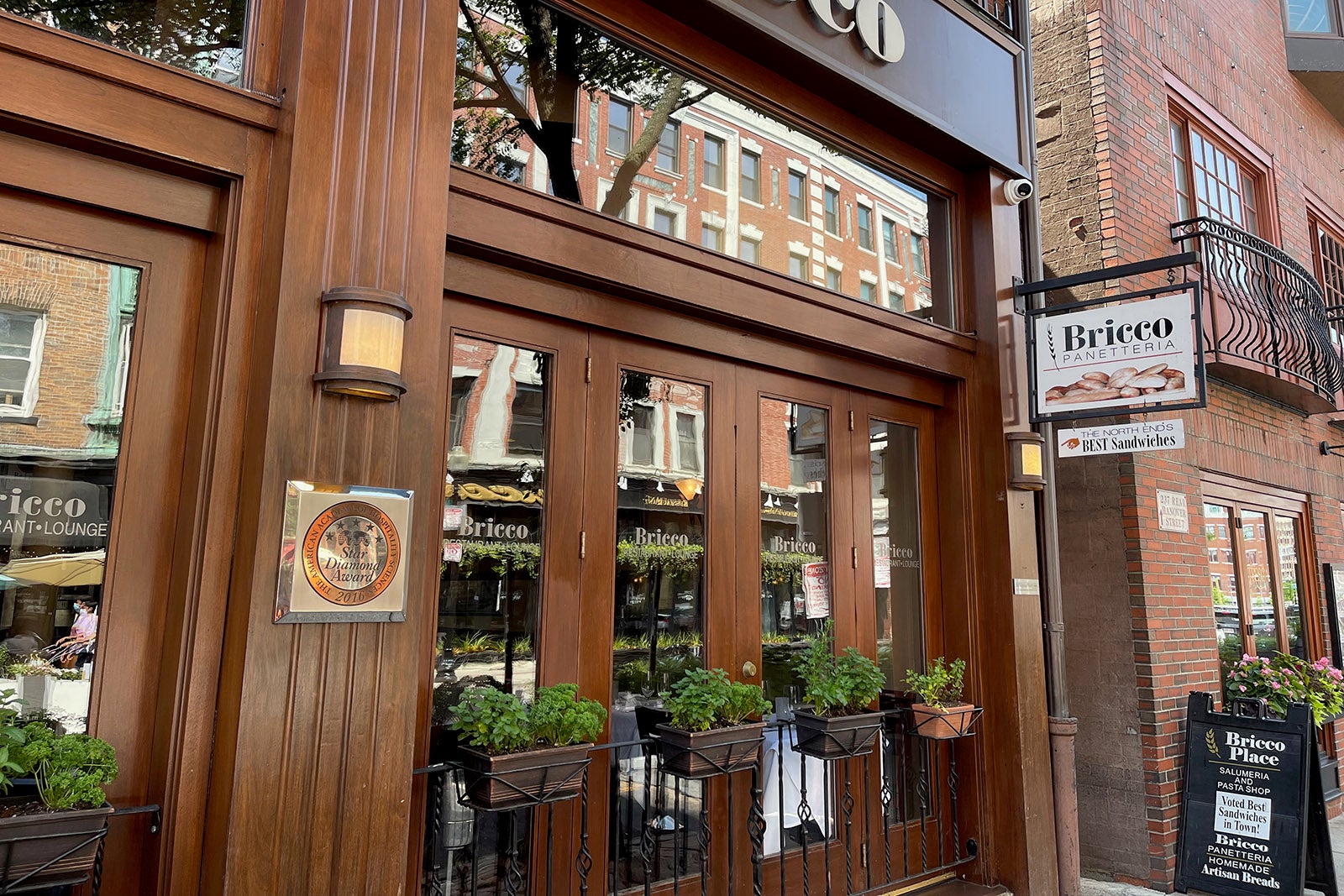 A walking tour of Boston’s North End What to see, do and eat in Little Italy The Points Guy