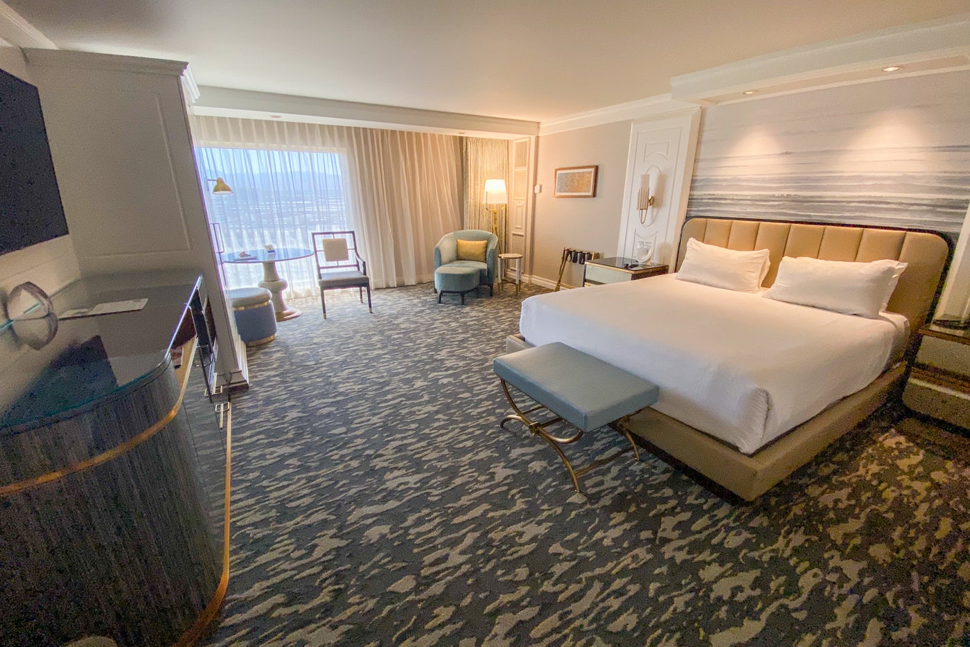 We tried the newly renovated rooms at Bellagio, here's what they are like
