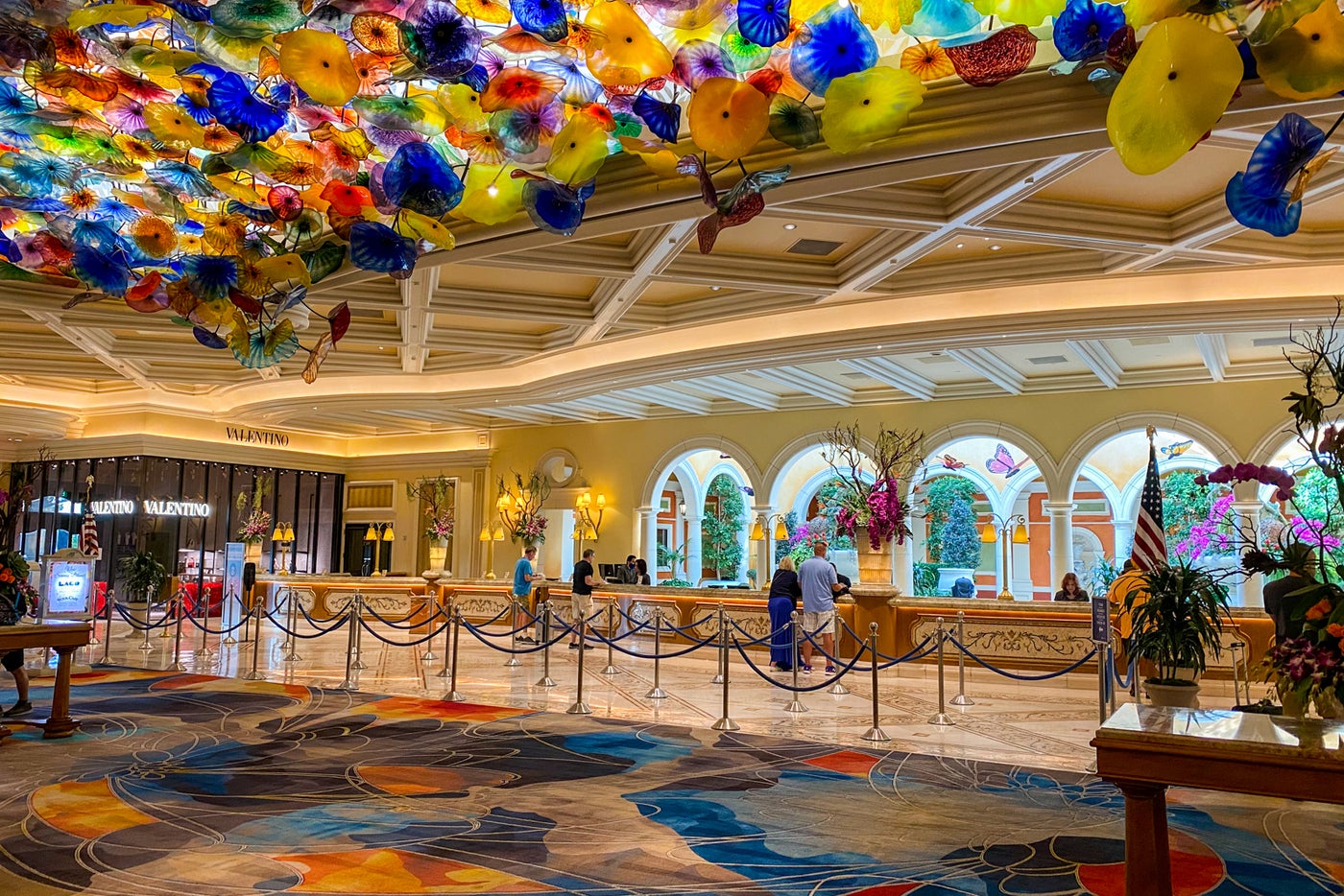 We tried the newly renovated rooms at Bellagio, here's what they are like