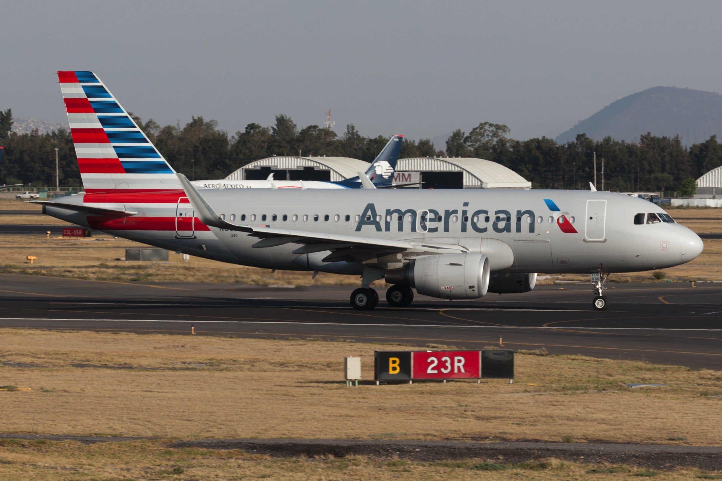 American Airlines A319 at Mexico City airport