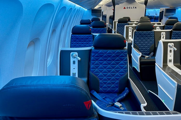 Onboard Delta's first retrofitted Boeing 767 with snazzy new cabins
