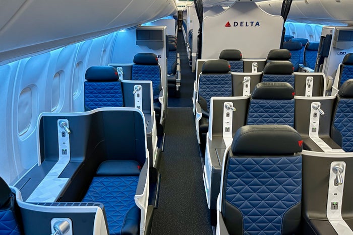 Onboard Delta's first retrofitted Boeing 767 with snazzy new cabins