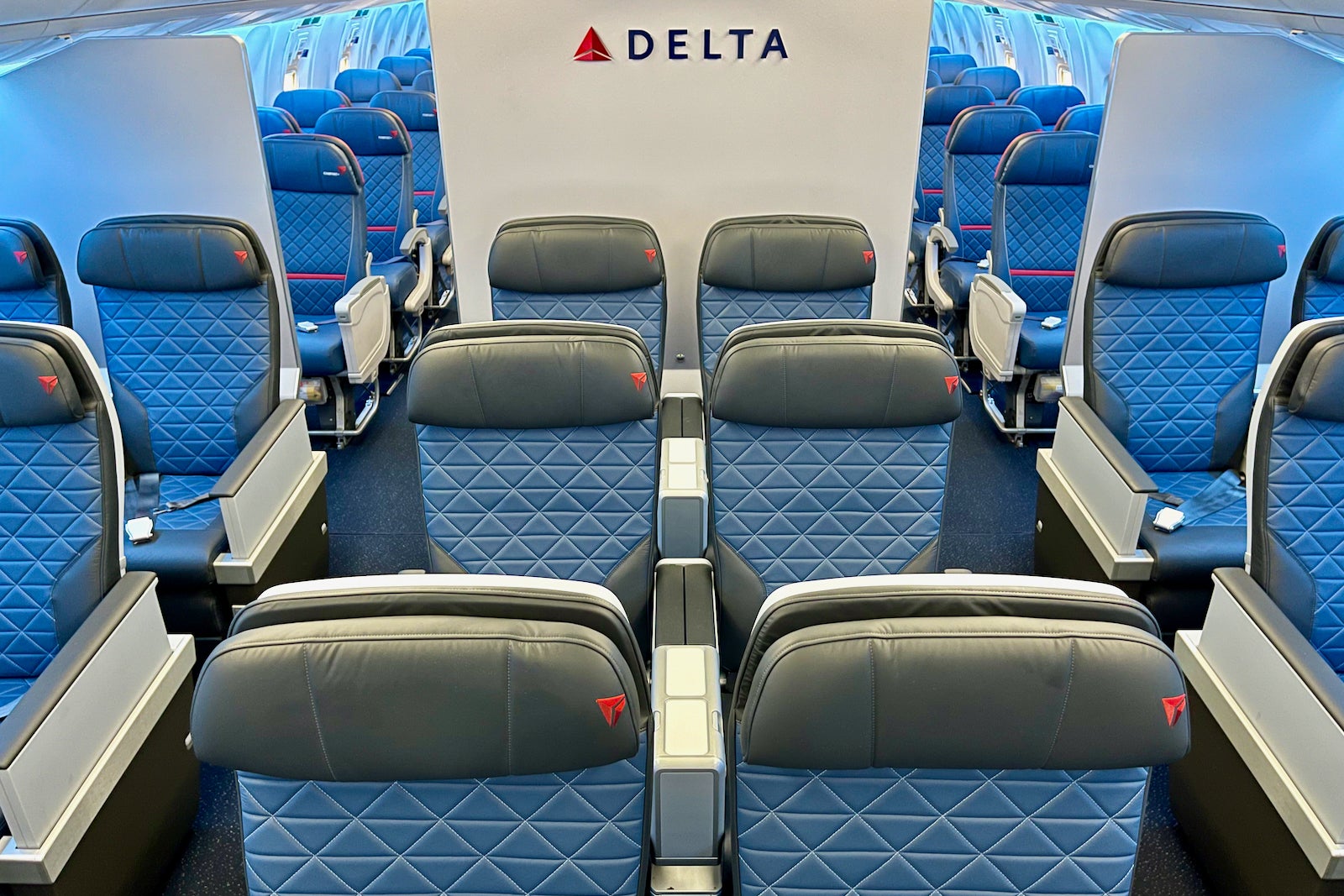 Flight Review Delta Airlines Comfort Plus Class Boeing 767-300ER — Allplane