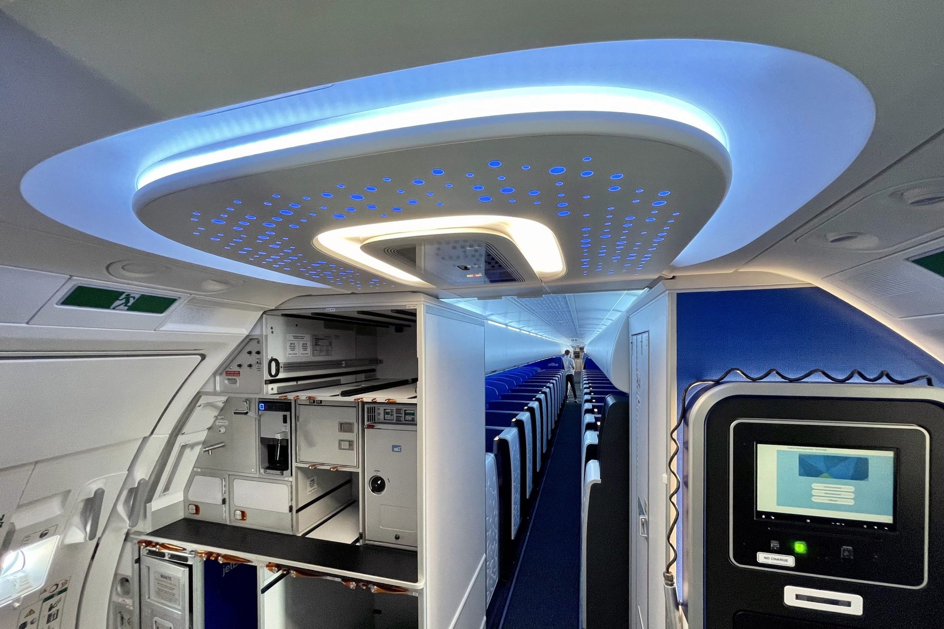 Where to sit when flying JetBlue’s A321LR to and from London The