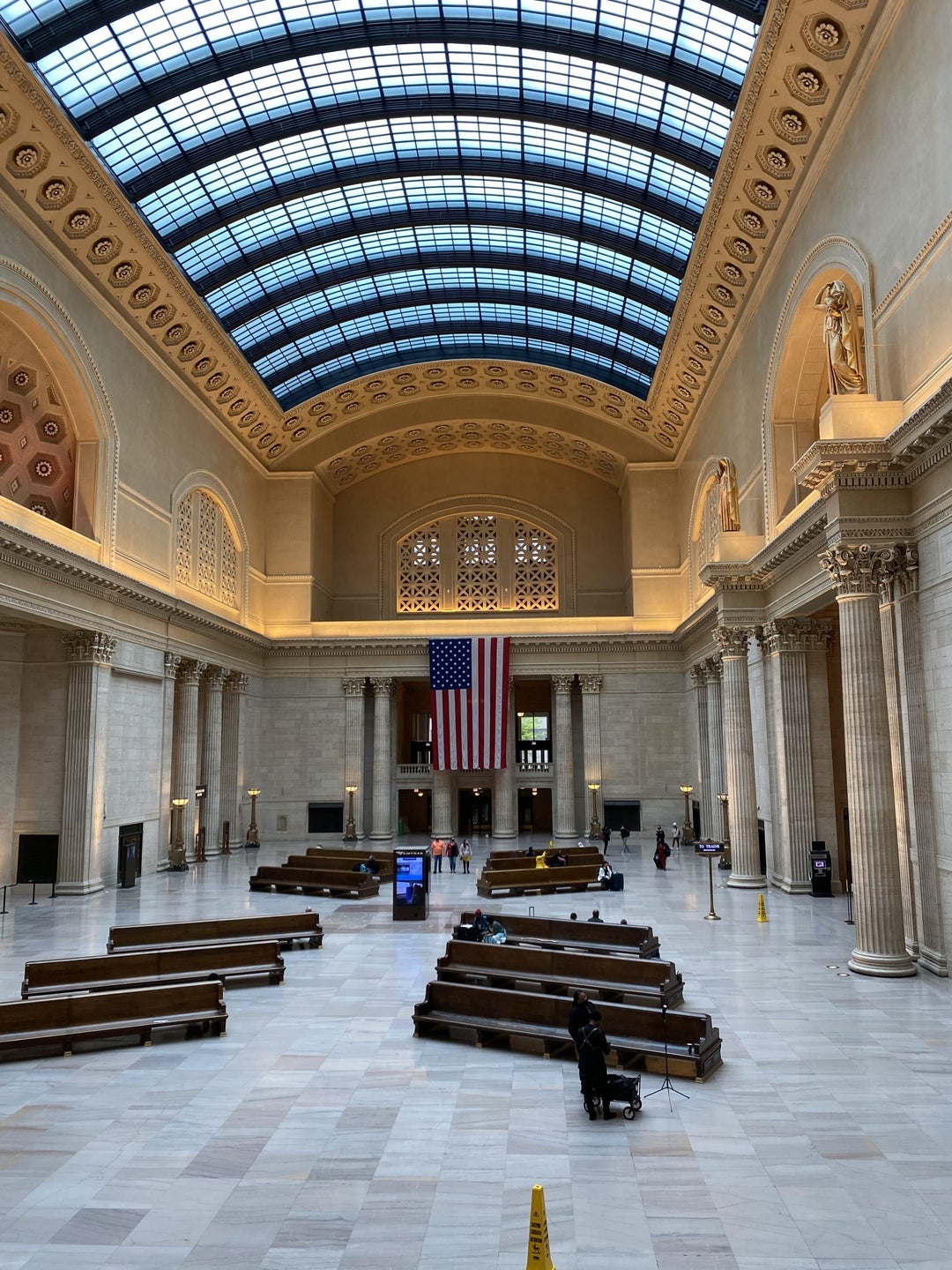 From trains to planes: Your guide to Amtrak stations at US airports ...