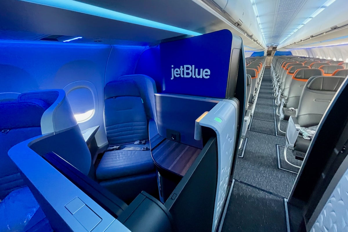 JetBlue unveils big Mosaic elite changes, including free Mint upgrades