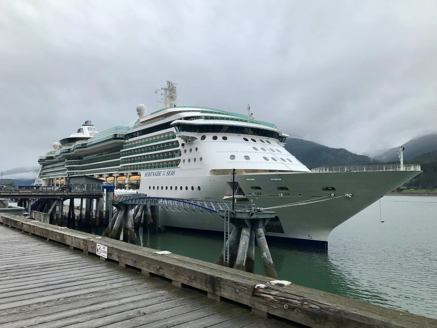 cruise ships in juneau alaska today
