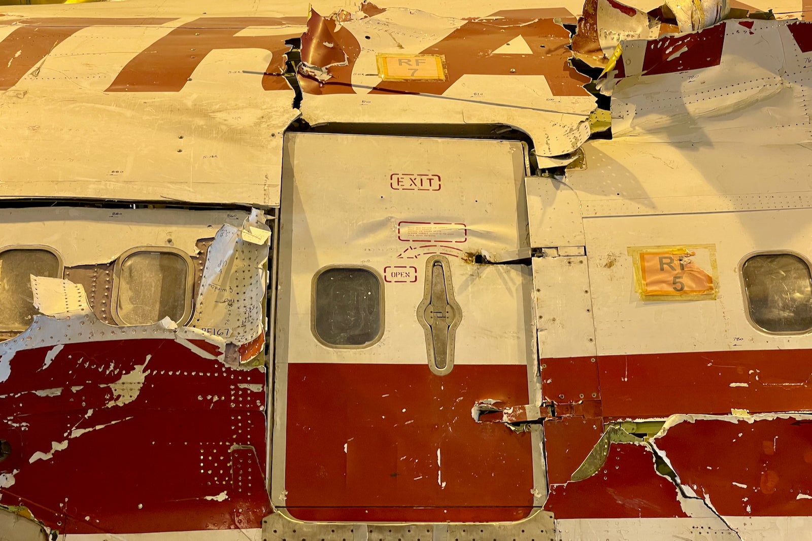 TWA Flight 800 wreckage to be scanned, scrapped