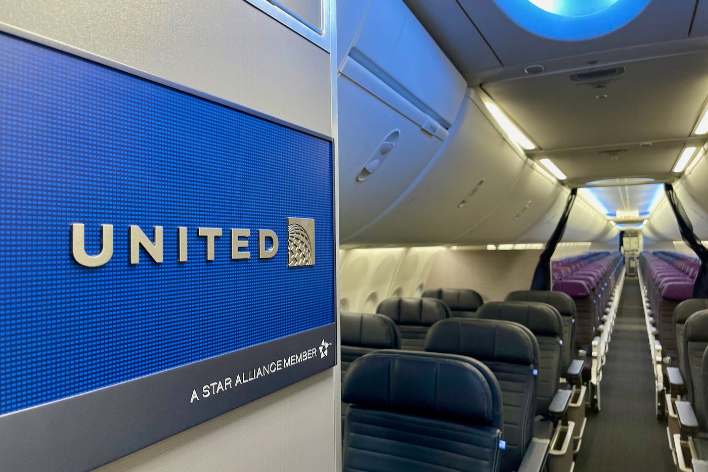 Putting United’s new interior to the test on the Boeing 737 MAX 8