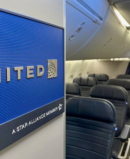 How to pay your United credit card’s annual fee with miles
