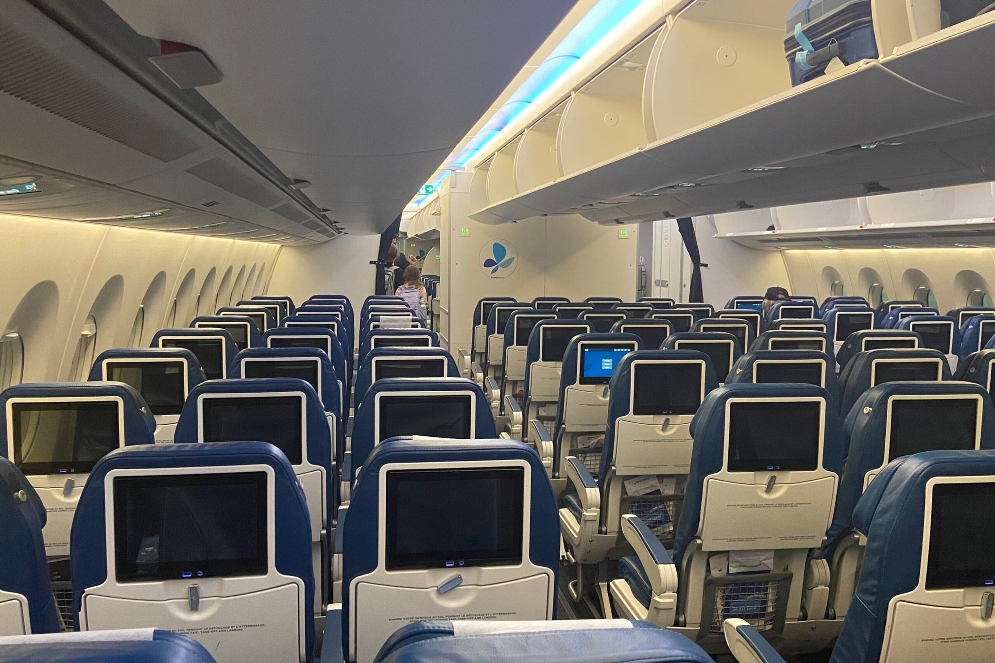 Now boarding: A review of French Bee's inaugural Newark-Paris flight ...