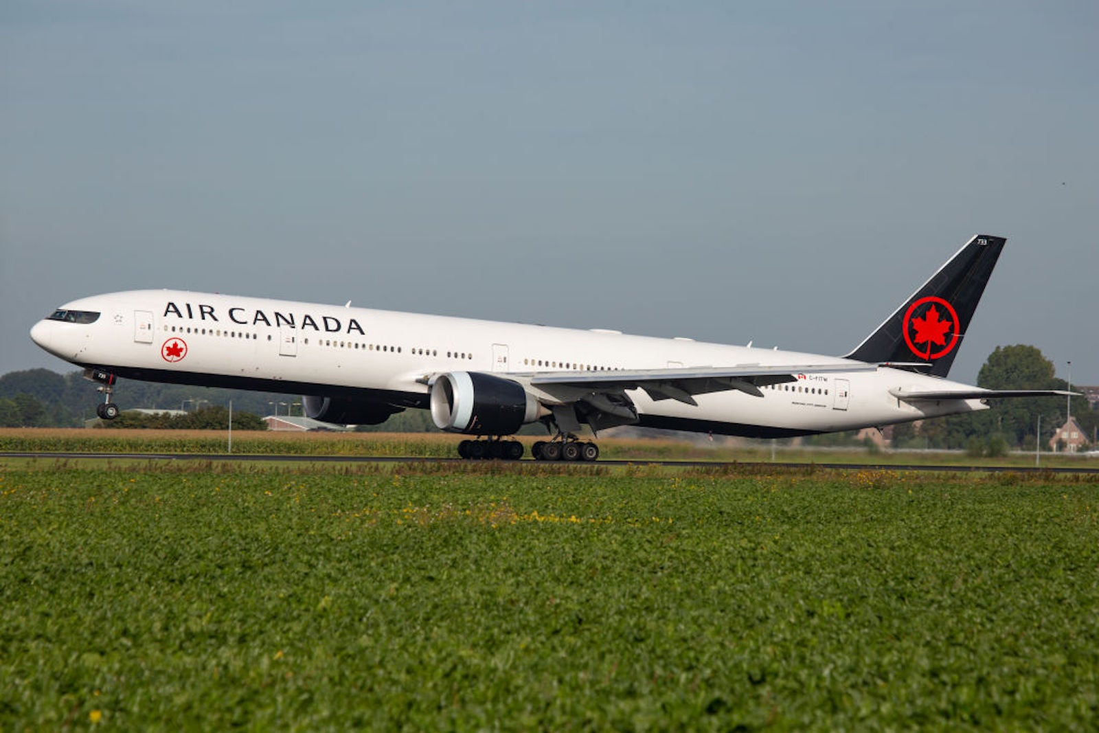 Air Canada Boeing 777-300
