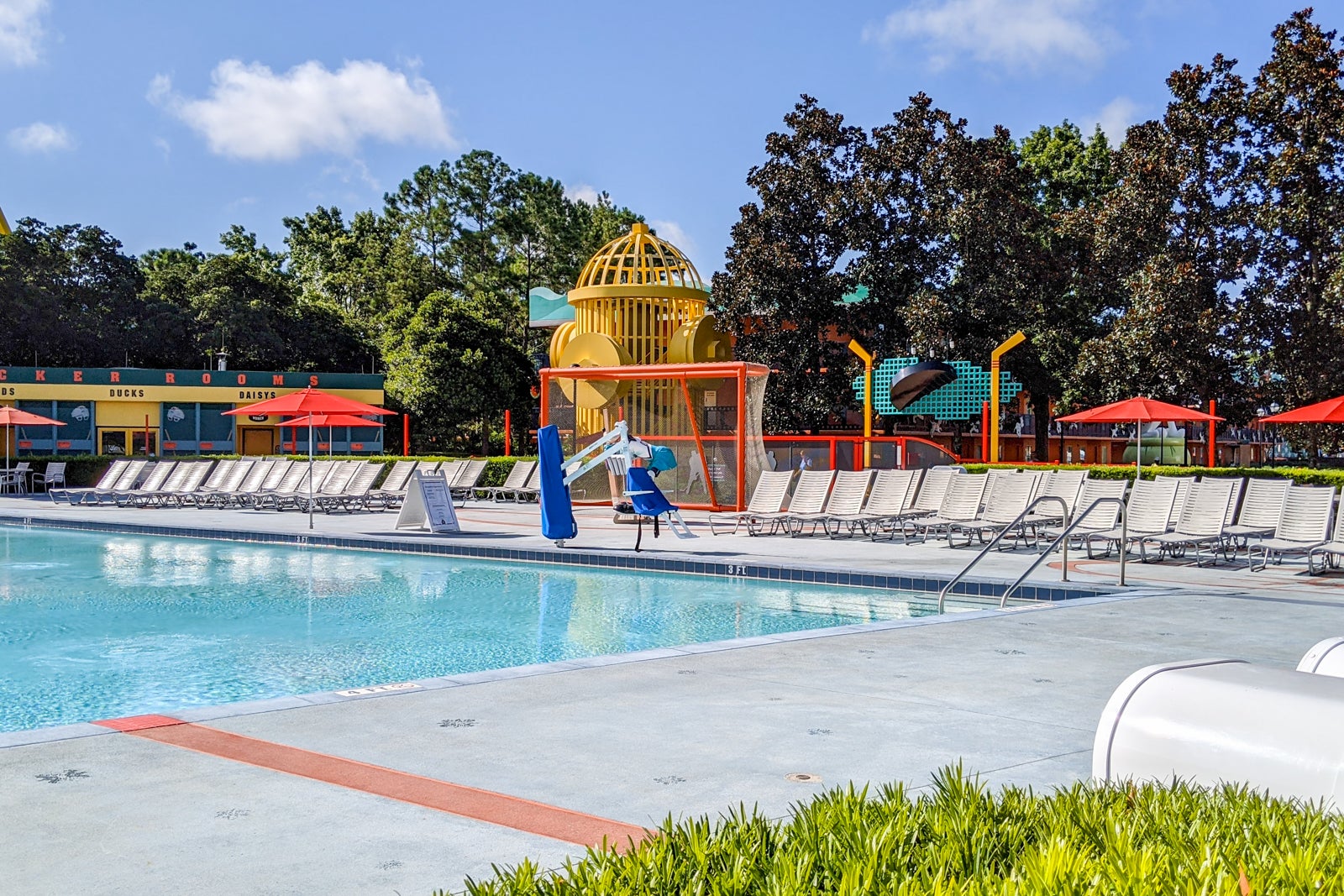 Piscina de estanque de pato en Disney's All-Star Movies Resort