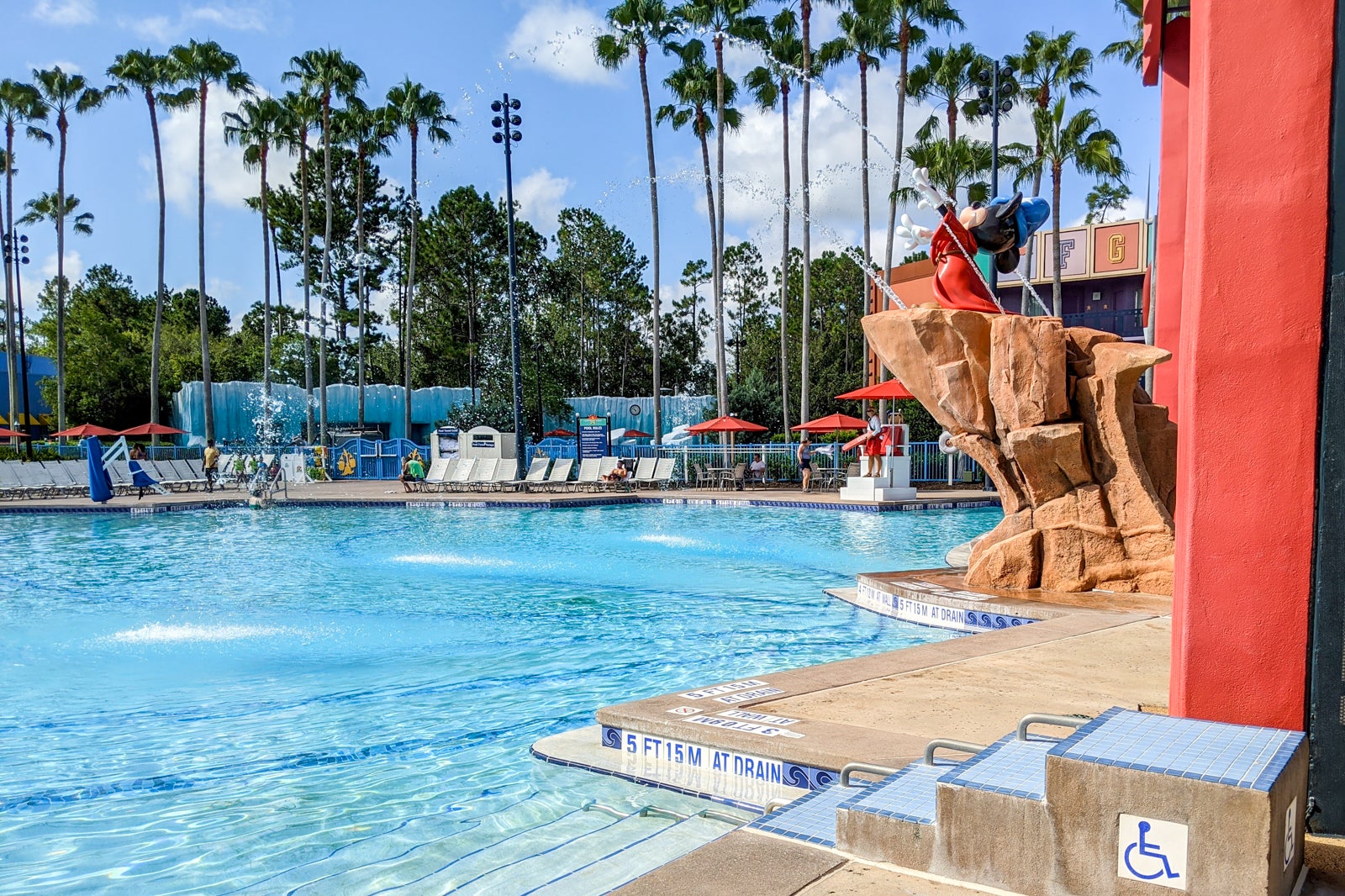 Fantasia pool in Disney 's All - Star Movies Resort