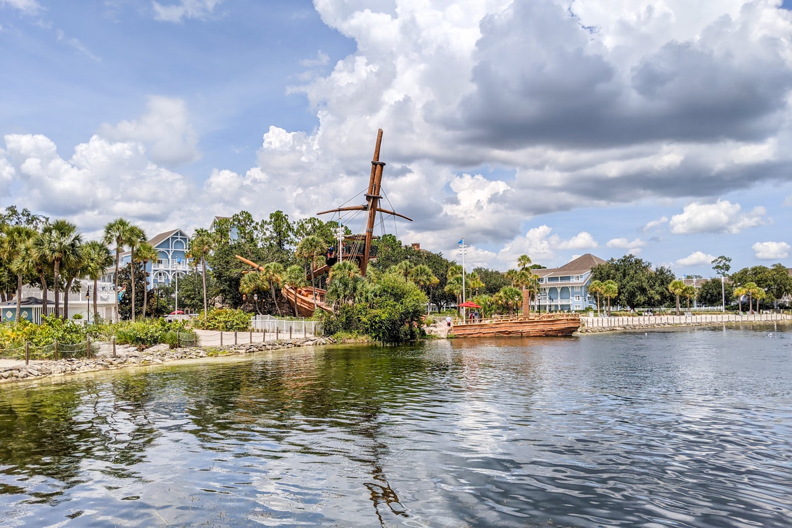  Disney's Beach and Yacht Club Resort