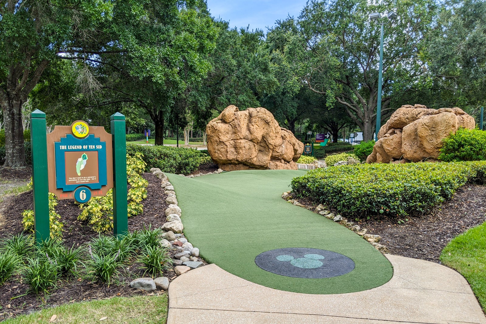 pole do minigolfa Disney World' s Fantasia Fairways