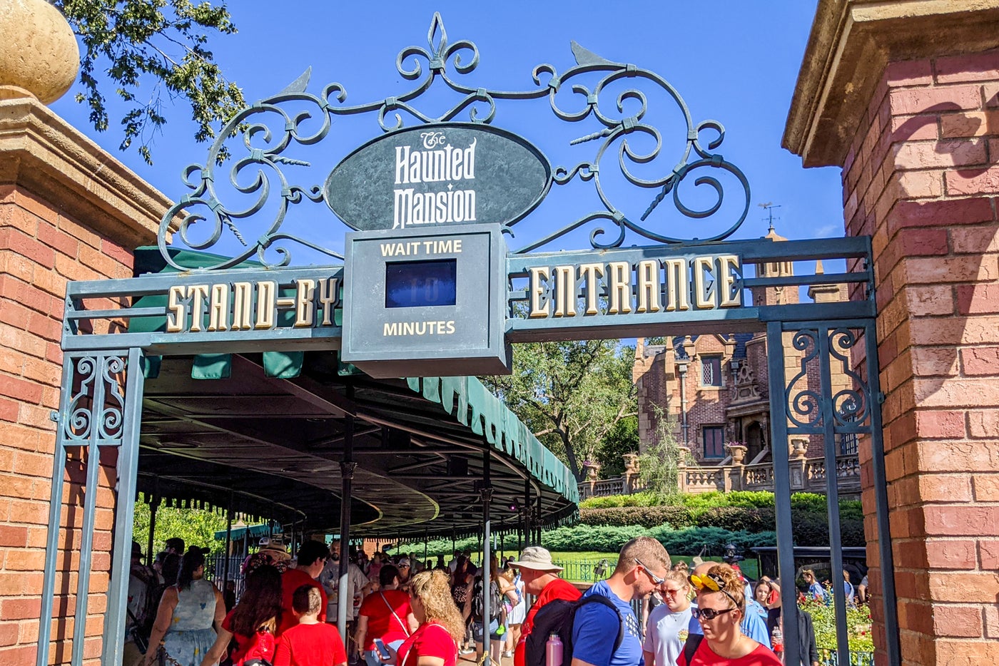 How to do Disney World on a budget The Points Guy