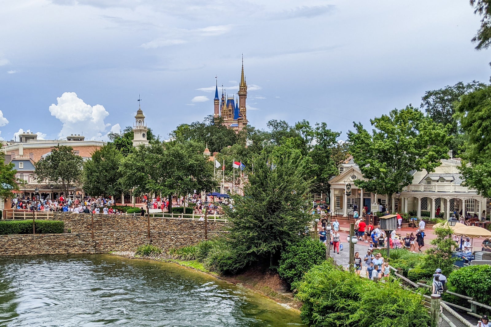 Uitzicht vanaf Liberty Square Riverboat