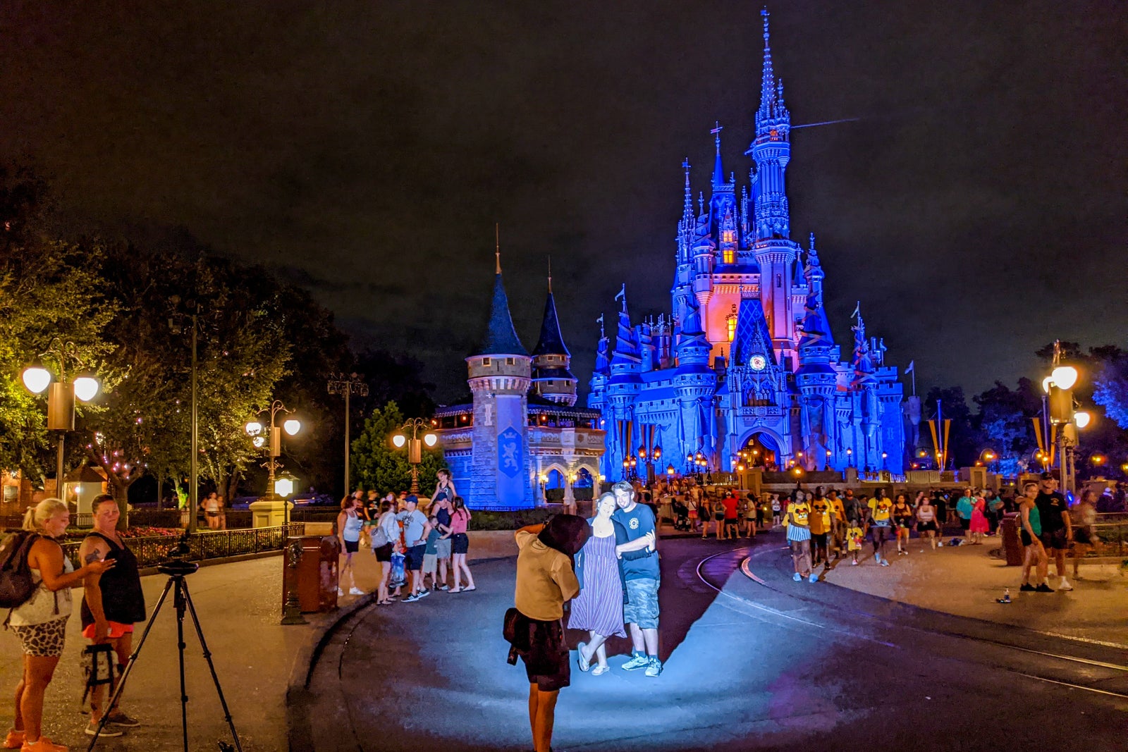 oaspeții obtinerea imagini finale după Magic Kingdom închis pentru noaptea