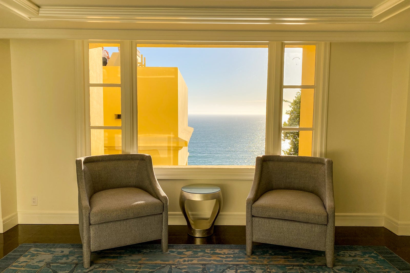 The Ritz-Carlton, Laguna Niguel: A stunning beachfront resort that ...