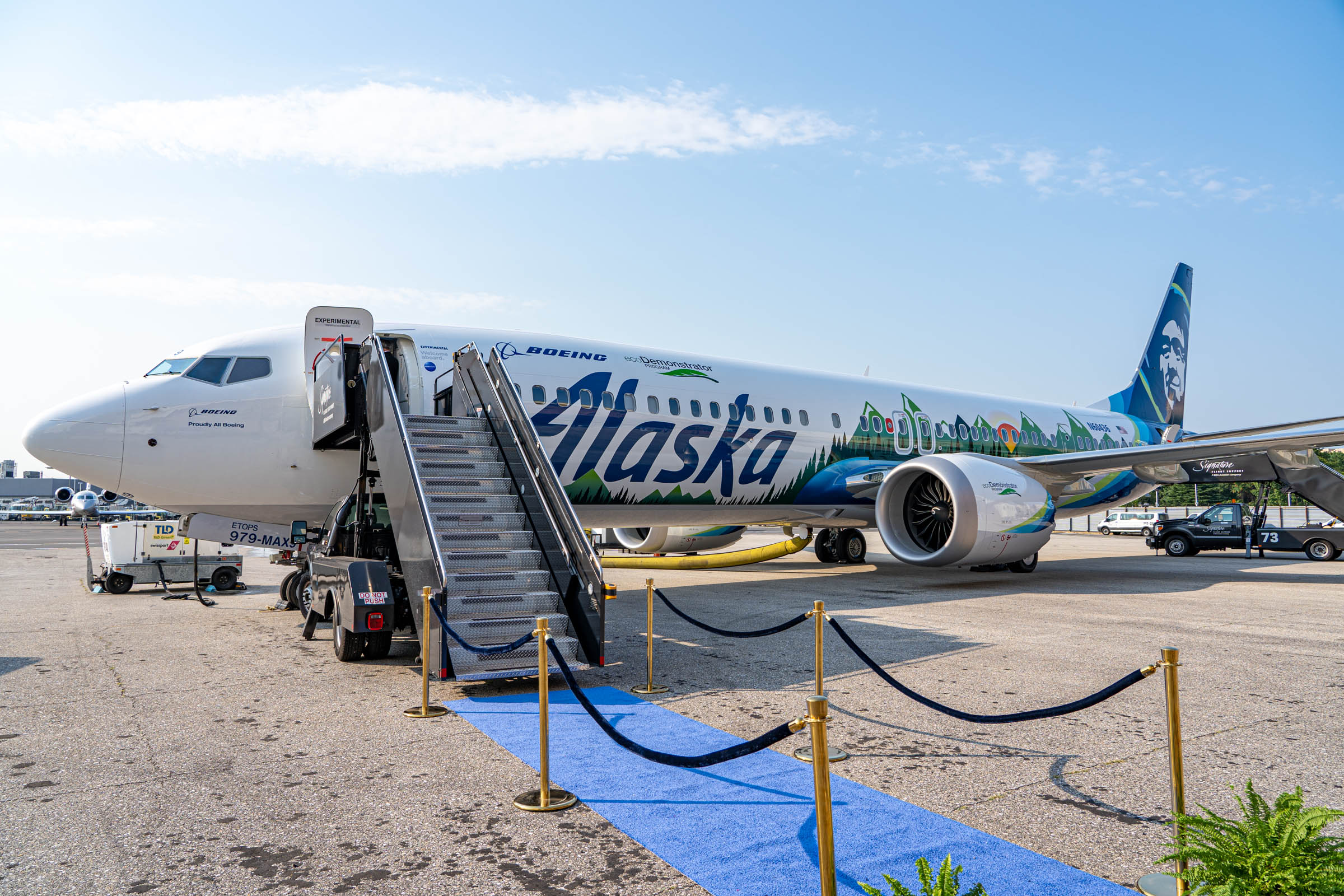 Boeing And Alaska Airlines EcoDemonstrator Test Flights: Tour - The ...