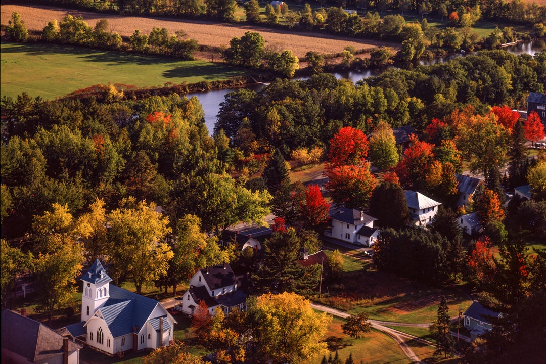 Best small US cities and towns for travelers who love the fall The