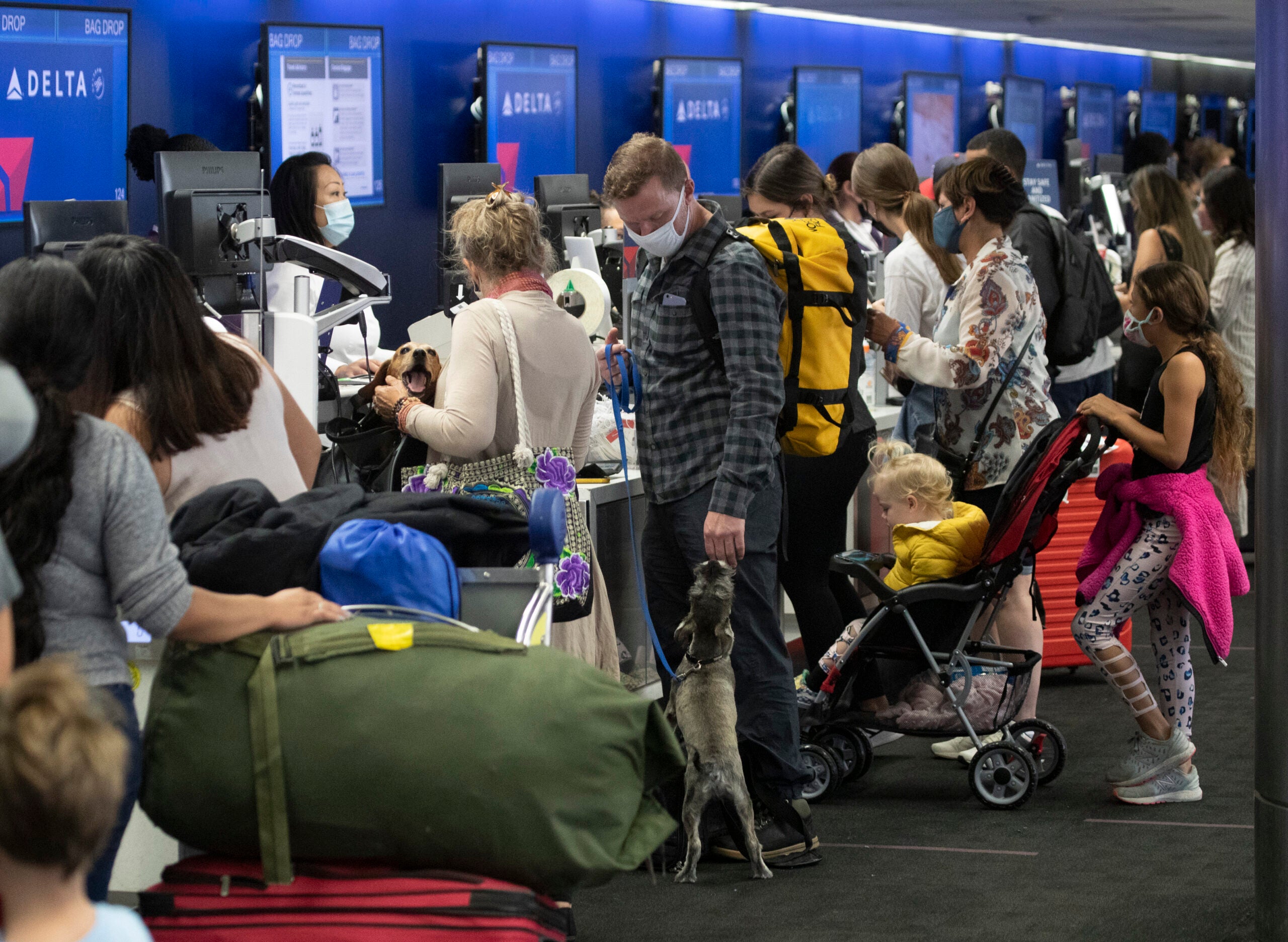 Tips to overcome airline trip delays and cancellations
