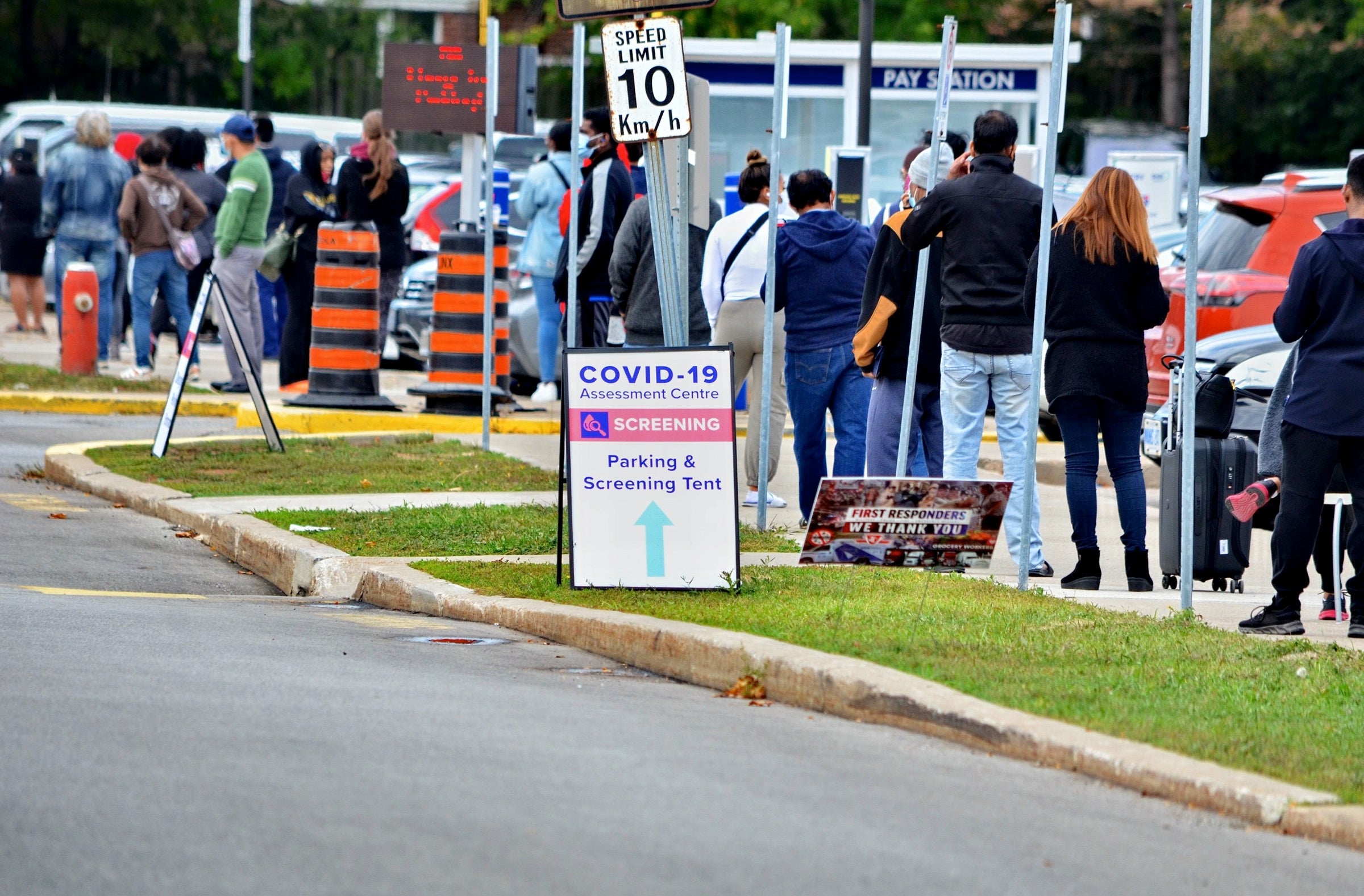 My Experience Getting A COVID 19 Test At The Airport In Canada The   Line For A COVID Testing Center In Scarborough Ontario 