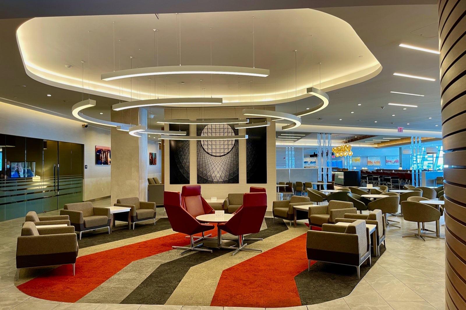 American, British Airways Unveil 3 New Premium Lounges, Expanded ...