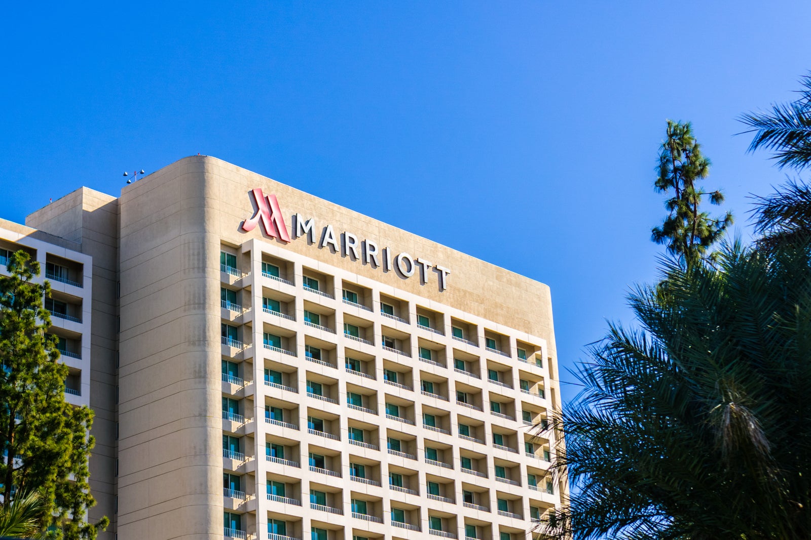 marriott hotel parking fee waived