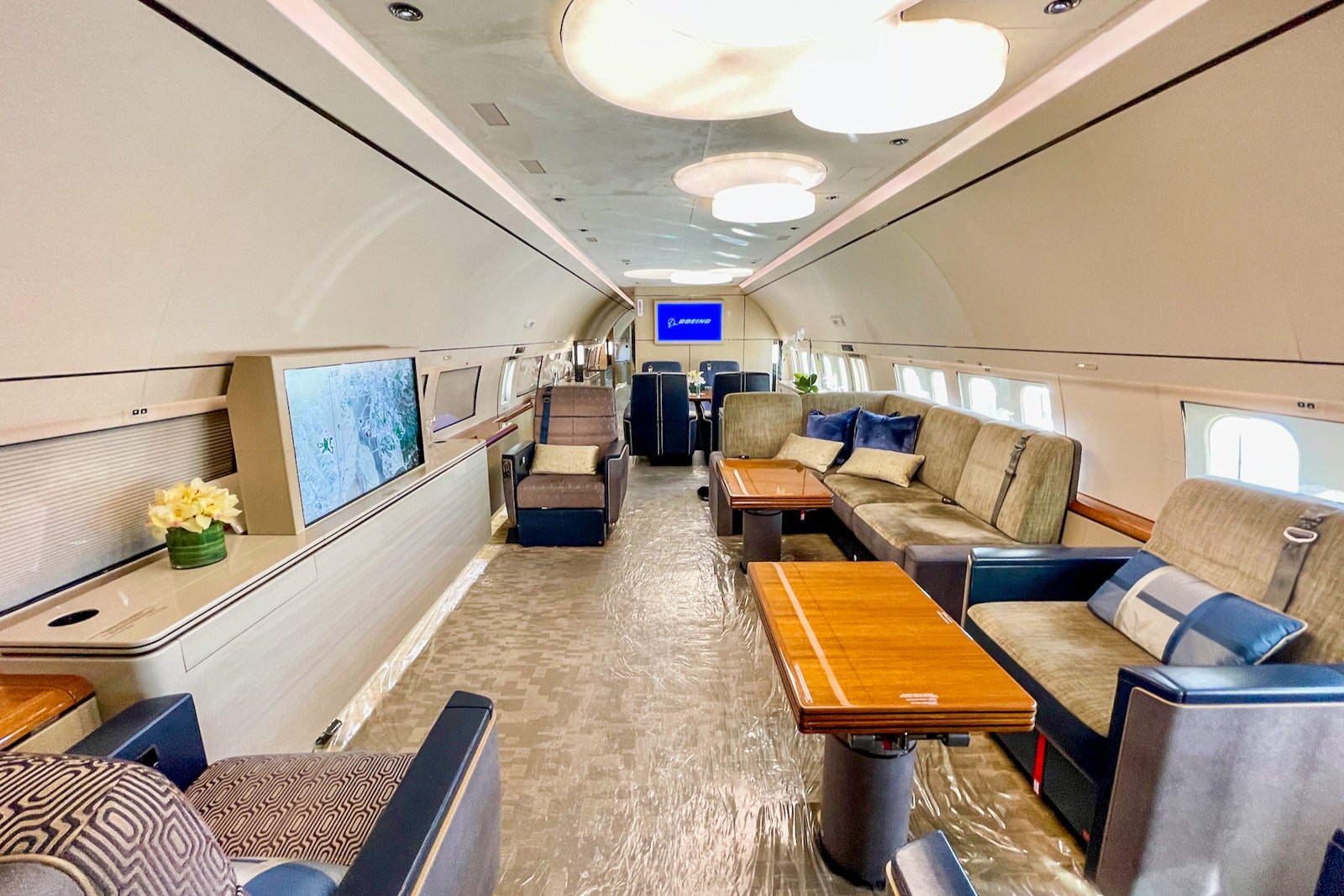 Dassault Falcon 10X Business Aircraft has the Largest Interior in its Class  | Aircraft, Private aircraft, Luxury private jets