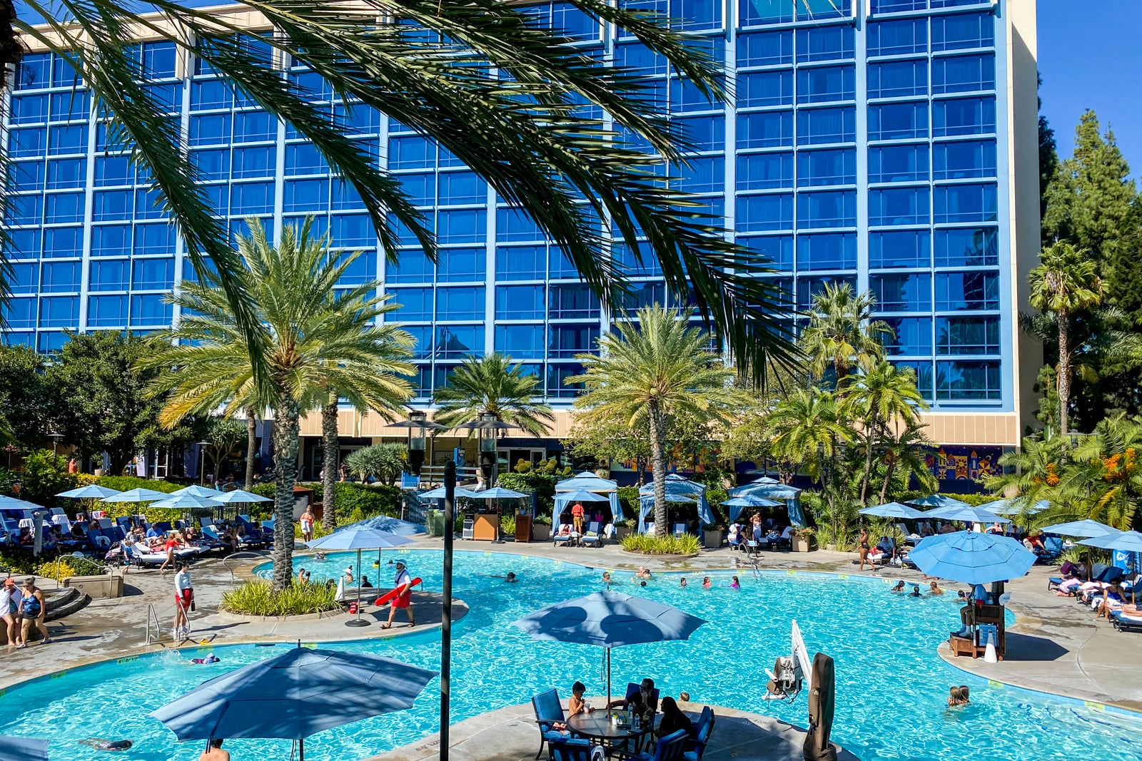 What It S Like To Stay At A Hotel Packed With Disney History And A Fresh Look The Disneyland Hotel