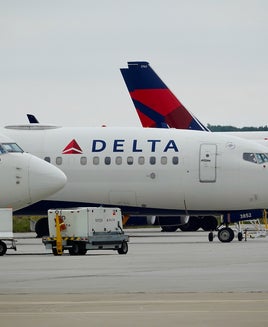 New Delta card offers: Earn up to 110,000 bonus SkyMiles with these best-ever bonuses