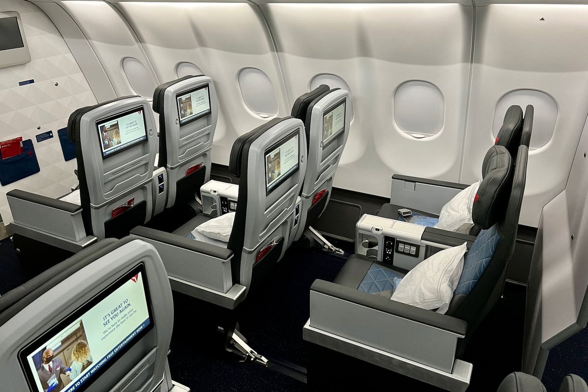 Inside Delta’s retrofitted Airbus A330 with fancy cabin upgrades - The ...