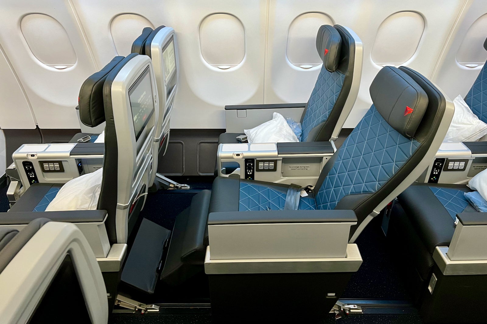 delta flight seating assignment