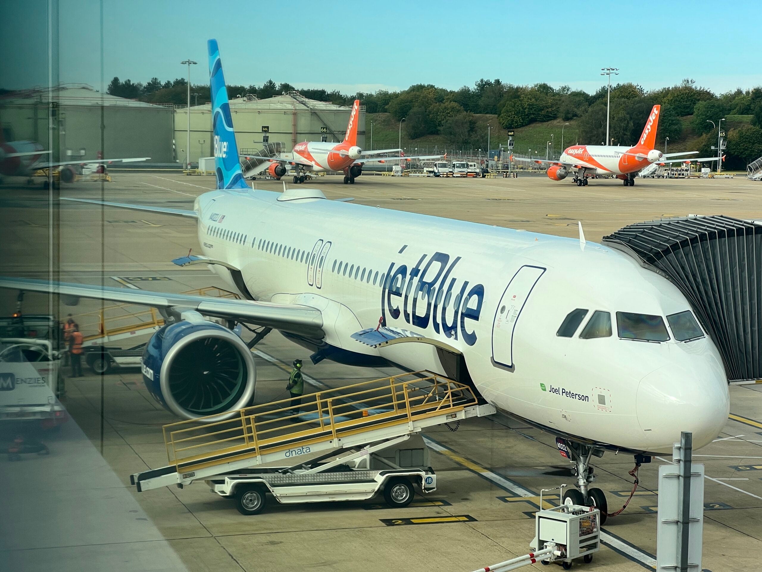 JetBlue will fly to Paris from New York and Boston starting summer 2023